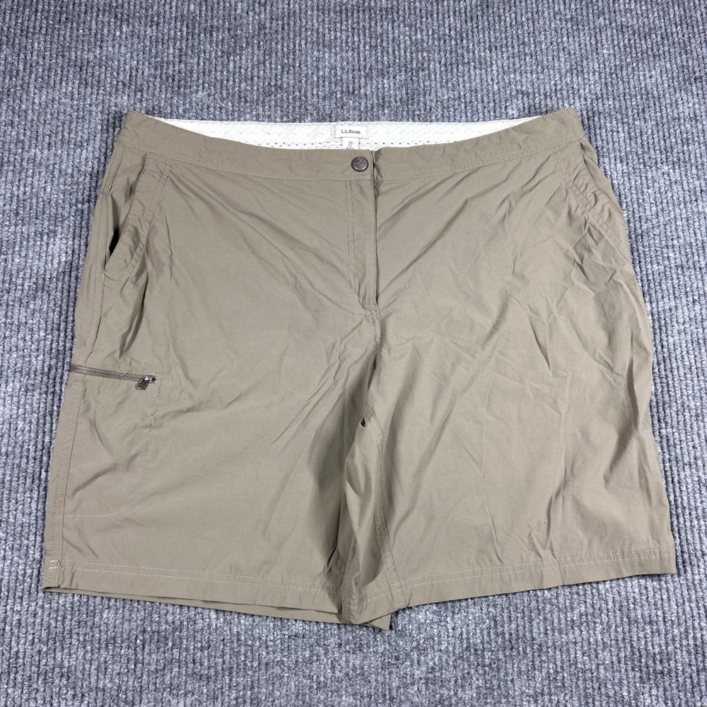 L.L. Bean Shorts Women's 20 Regular Khaki Tan Hiking Outdoor Zipper Pockets